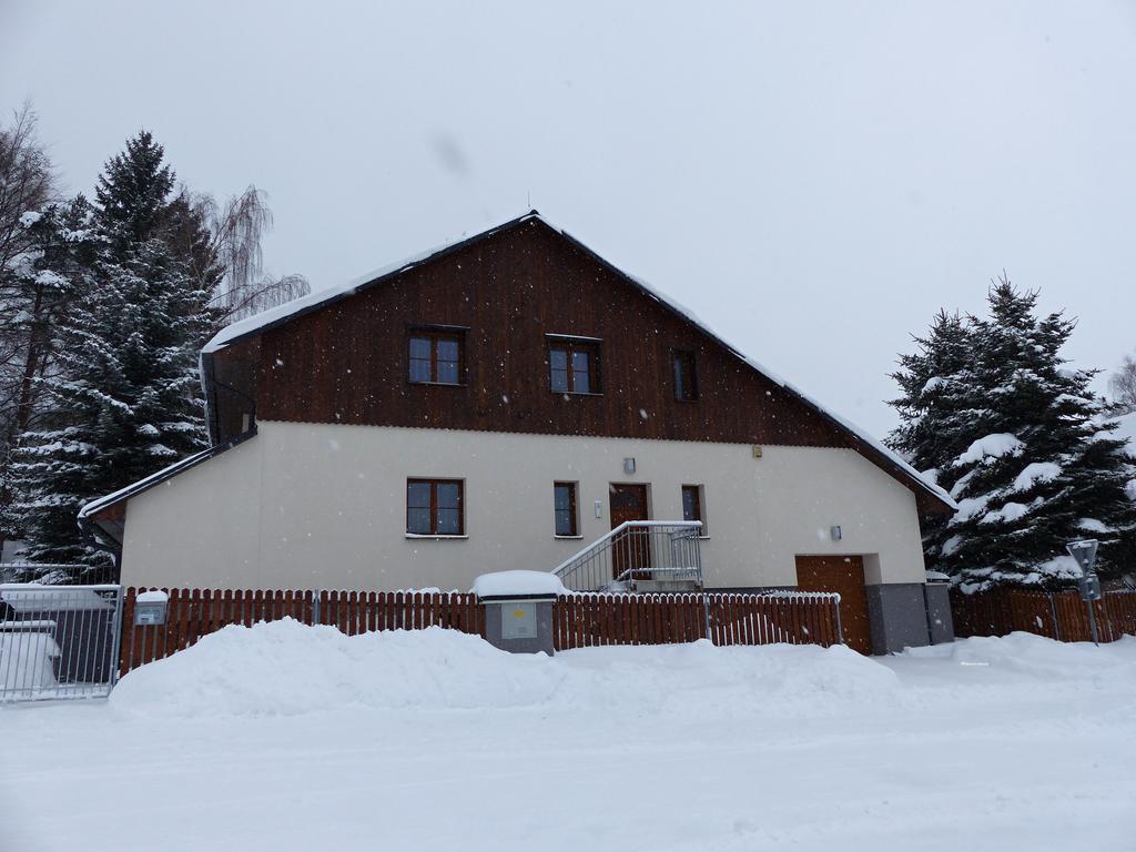Haus Tolstejn Jiretin pod Jedlovou Exterior foto
