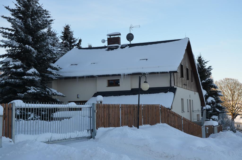 Haus Tolstejn Jiretin pod Jedlovou Exterior foto