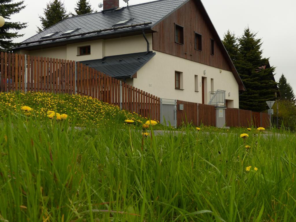 Haus Tolstejn Jiretin pod Jedlovou Exterior foto