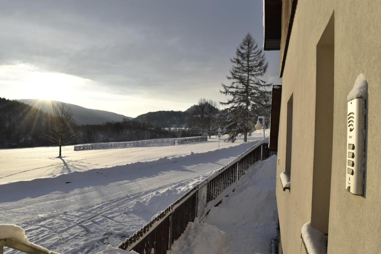 Haus Tolstejn Jiretin pod Jedlovou Exterior foto